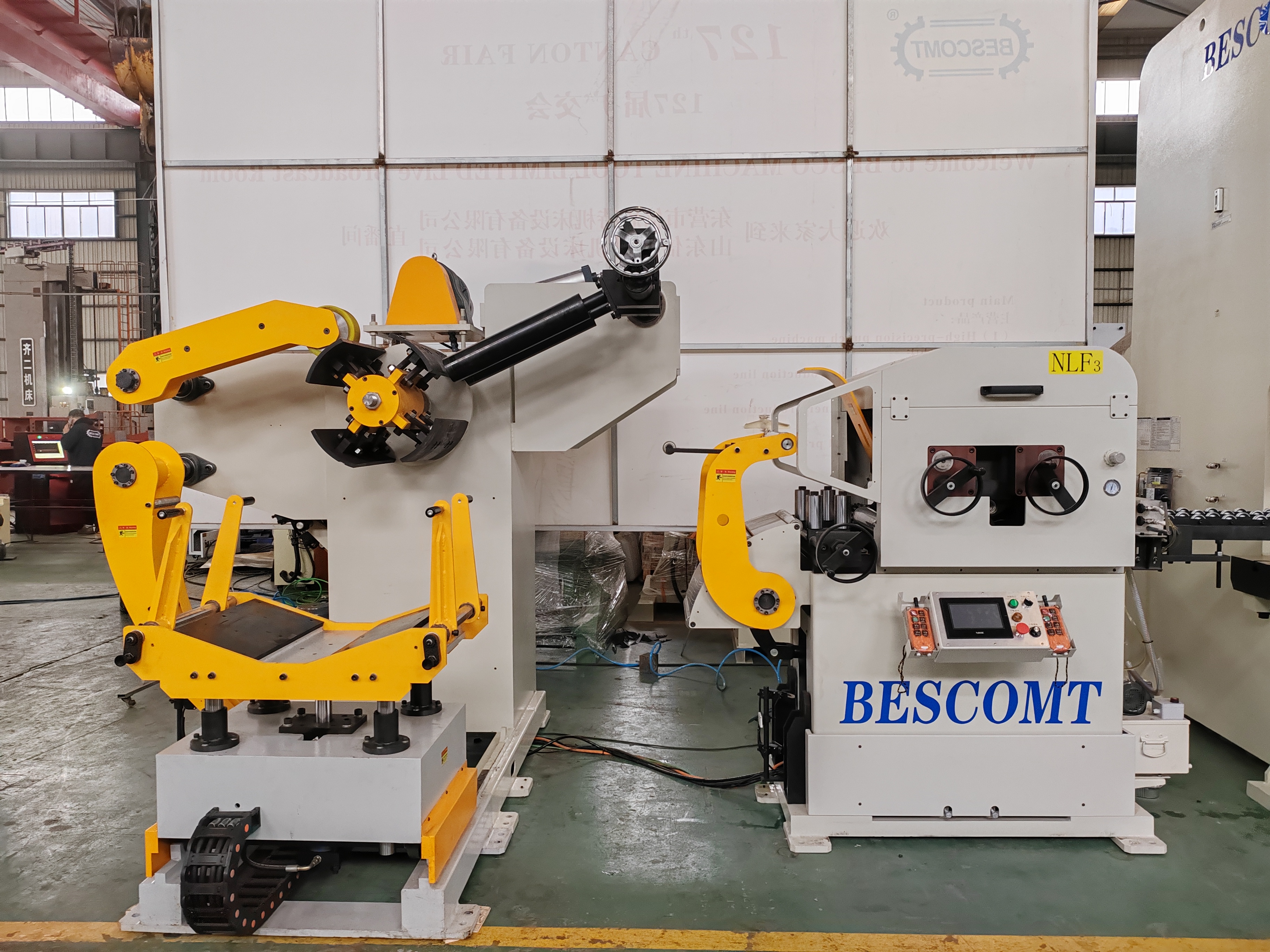 Decoiler And Straightener Feeder 3 in 1 Machine