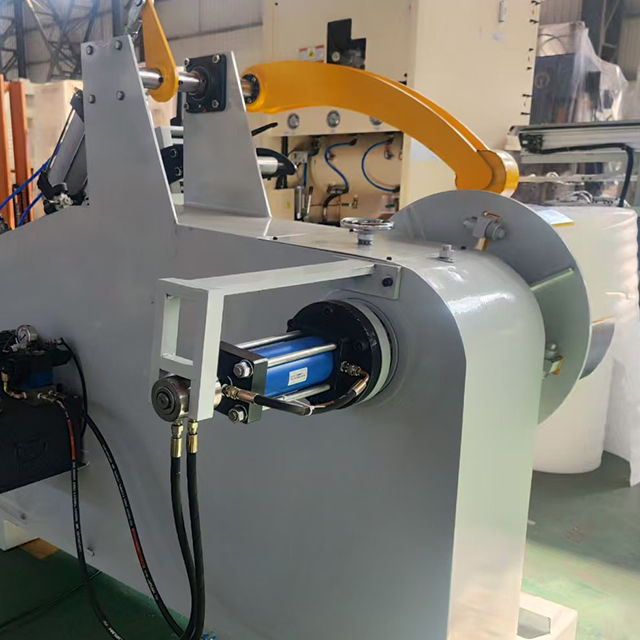 Heavy Plate 2 in 1 Decoiler and Leveler Machine | Automatic Steel Coil Processing Line